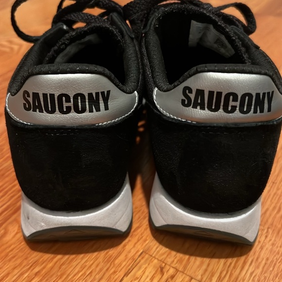 EUC Saucony Jazz Sneakers - Picture 2 of 6